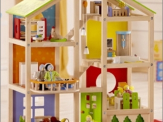 Furnished All Season Dollhouse