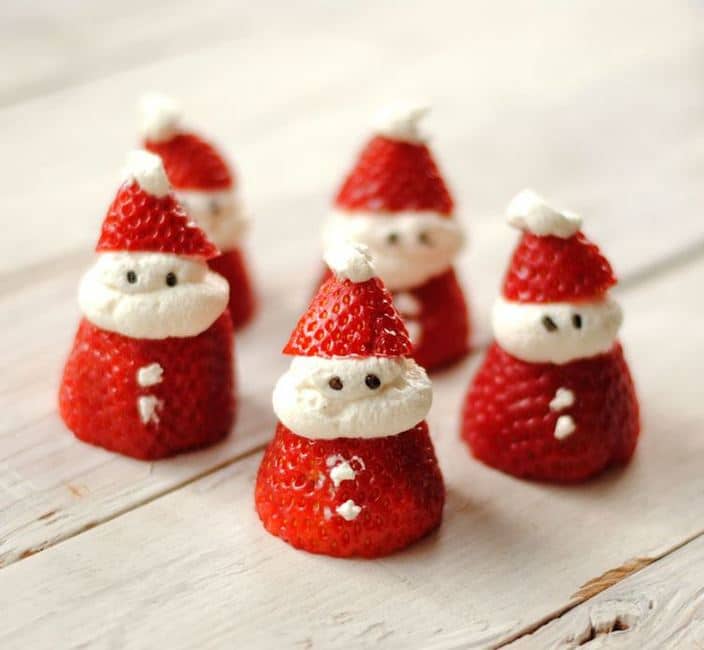 Santa Strawberries from Leanne Bakes