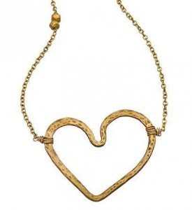 Nashelle Open Heart Necklace | The Mindful Shopper | Valentine's Day Picks