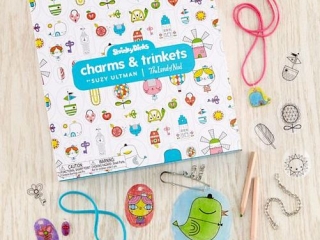 Shrinky Dinks Charms and Trinkets Kit