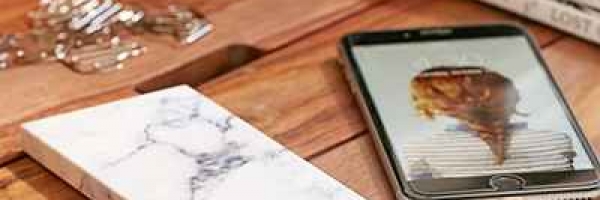 White Marble 8000 mAh Portable Power Charger