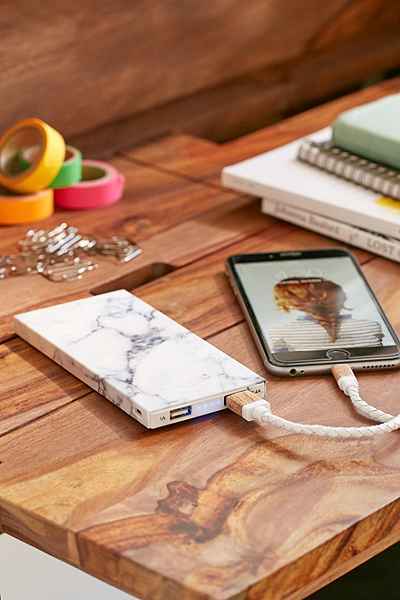 White Marble 8000 mAh Portable Power Charger